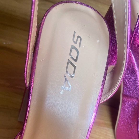 SODA Y2K Metallic Fuchsia Platform Chunky Heel sz 7 - Picture 7 of 15